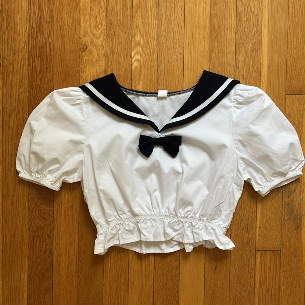 Girls Size 11 - 12 Y 100% Cotton Sailor Moon Crop Top Bow Blouse Navy & White